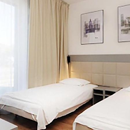 404 Rooms Wolska Apartament Warsawa Bagian luar foto