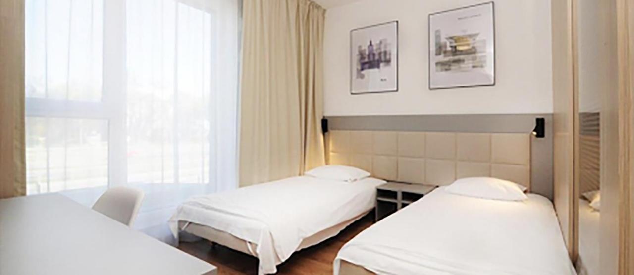 404 Rooms Wolska Apartament Warsawa Bagian luar foto